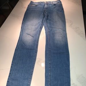 🎉🎉host pick🎉🎉7 for all mankind jeans - size 27
